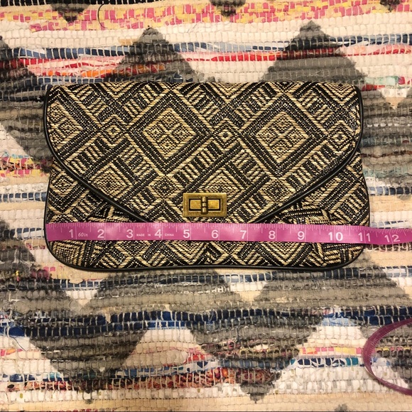 Tribal Print Straw Envelope Clutch Purse - Picture 7 of 7